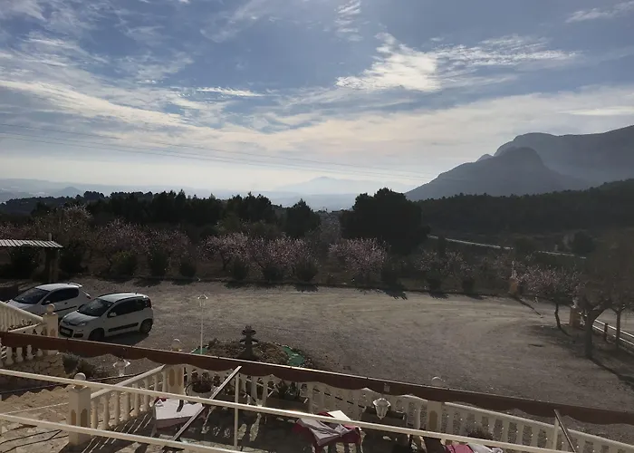 بيت شباب Rincon De Pepe إل كاستيل دي غواداليست