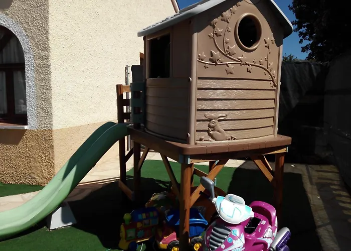 Rincon De Pepe بيت شباب